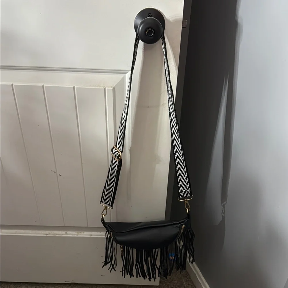 Fringed Crossbody Bag - Picture 2 of 3